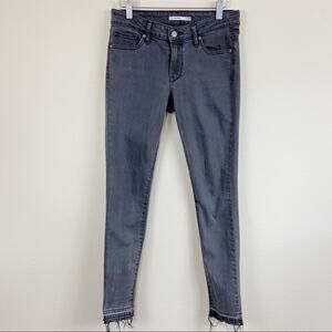 Levi’s | 711 Skinny Gray Distressed Jeans Sz 26
